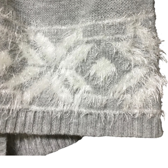 Fluffy Snowflake Draped Cardigan - Picture 2 of 4